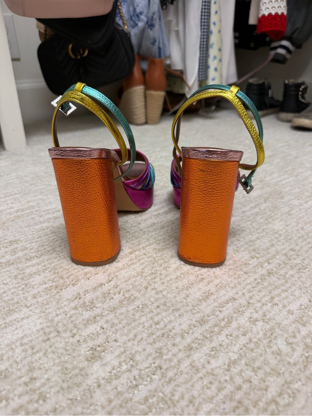 Kurt Geiger size 39 Multicolor Metallic Strappy Sandals - Picture 4 of 5